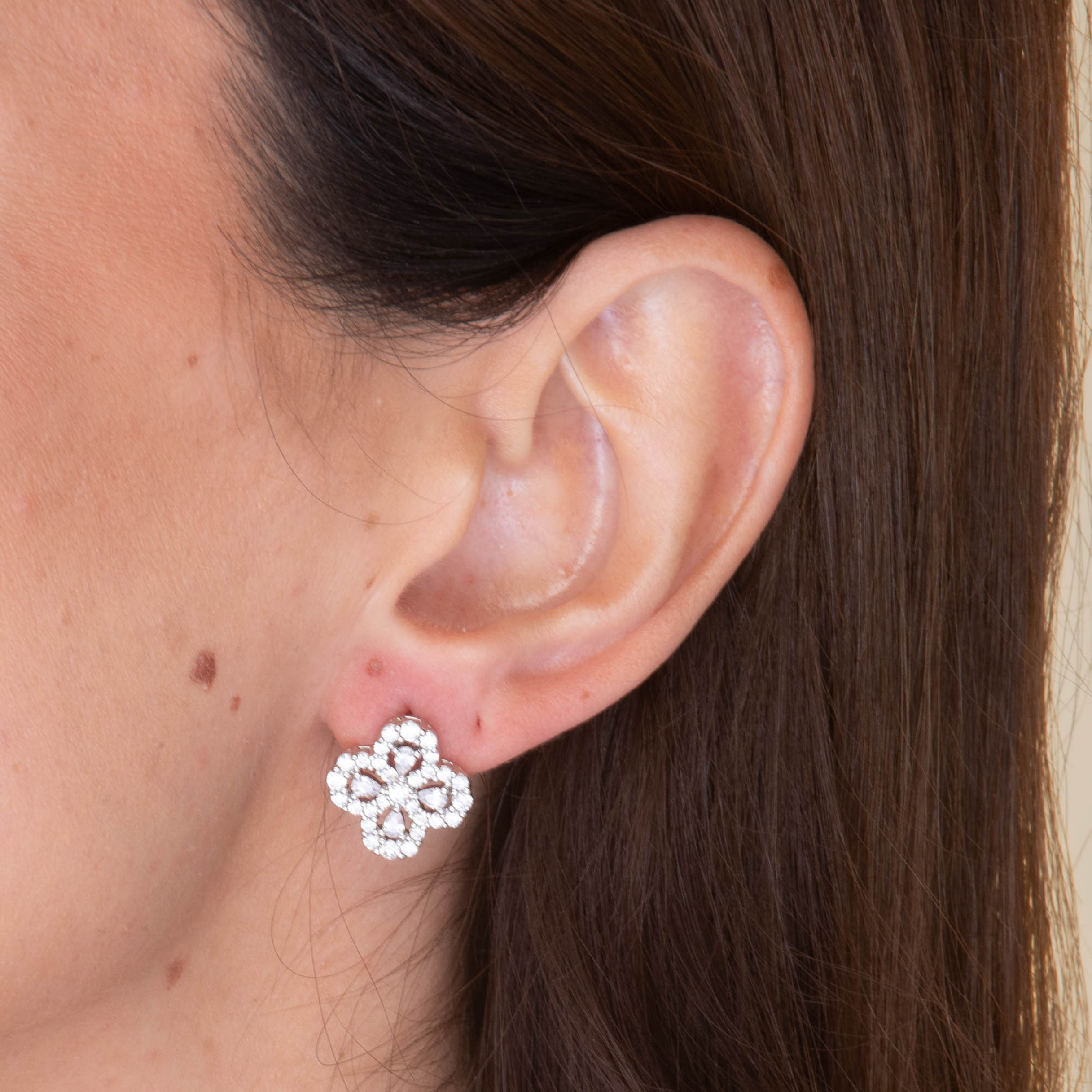 Clover Crystal Sapphire Stud Earrings