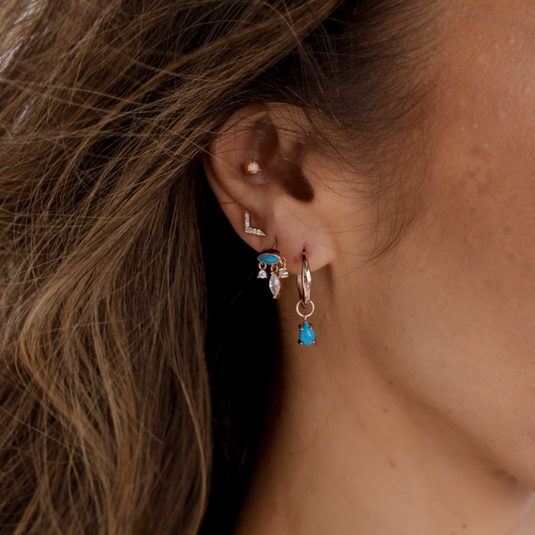 Accelerate Sapphire Stud Earrings - Camile & Stone