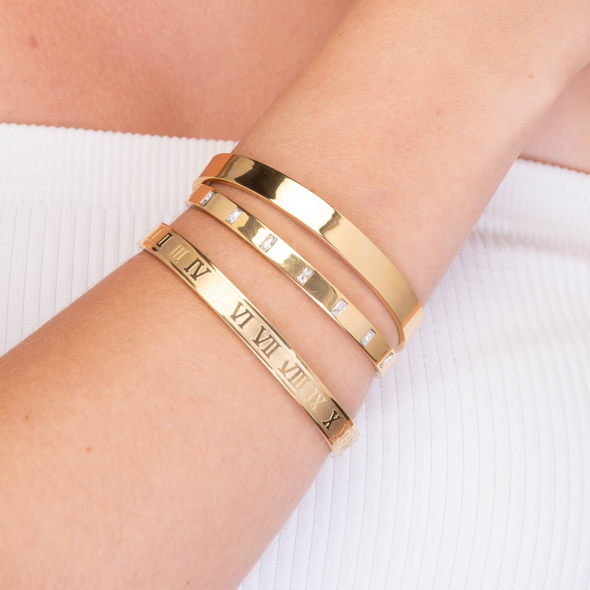 Baguette Hinged Bangle Bracelet - Camile & Stone