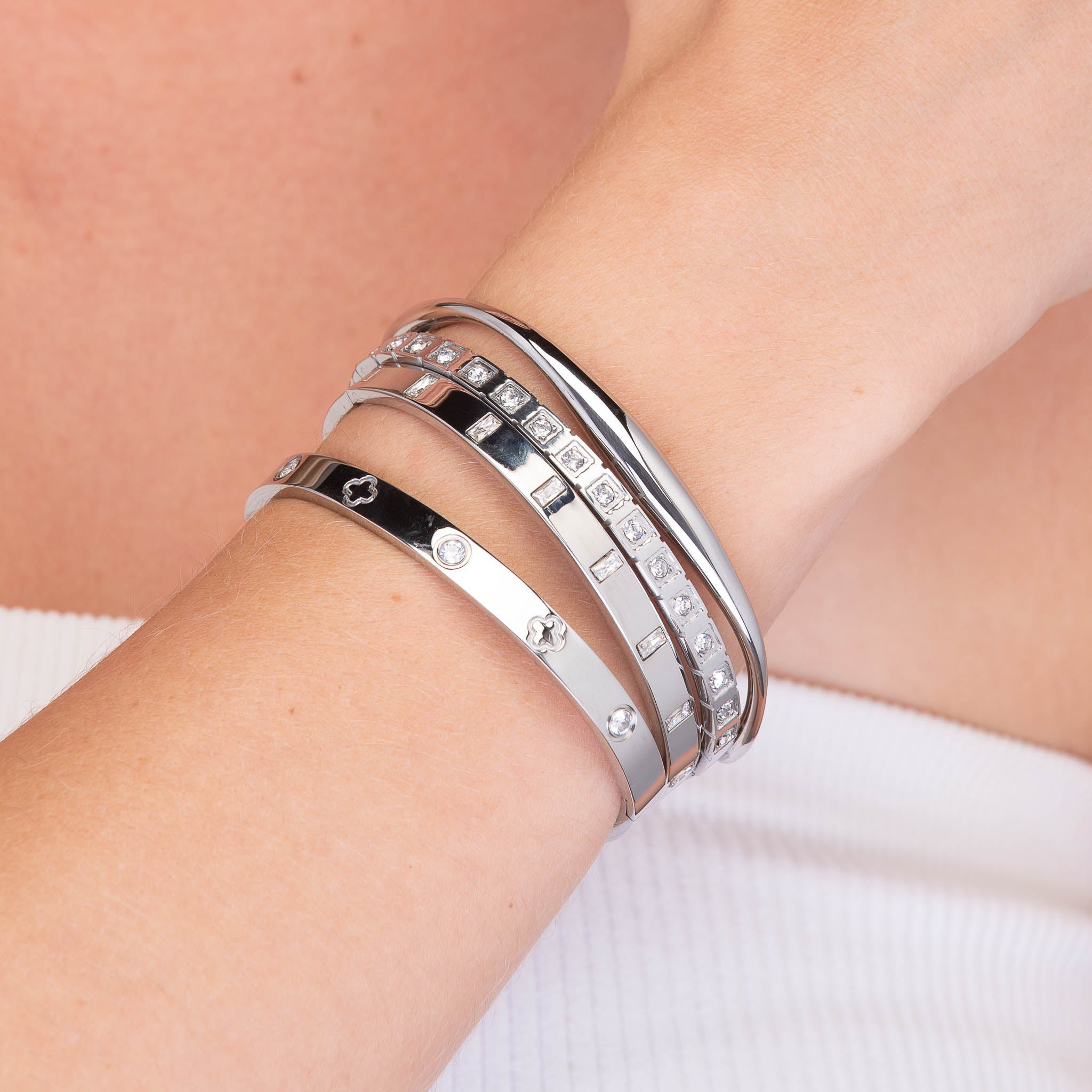 Baguette Hinged Bangle Bracelet - Camile & Stone