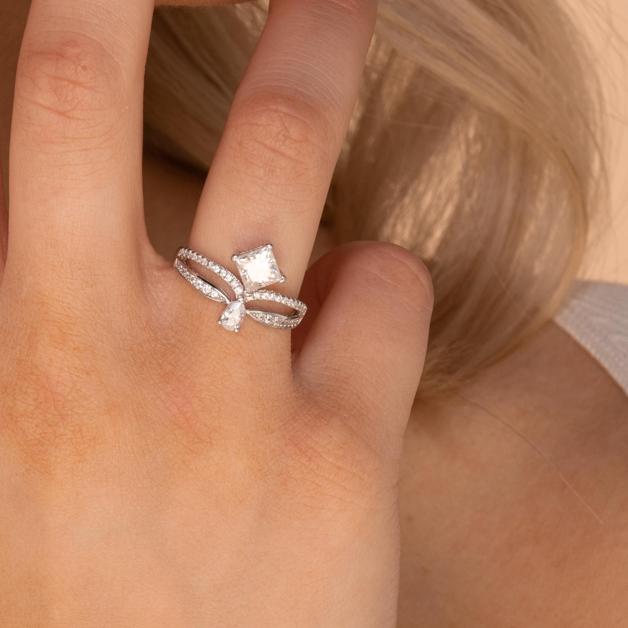 1 ct The Ruby Moissanite Diamond Engagement Ring