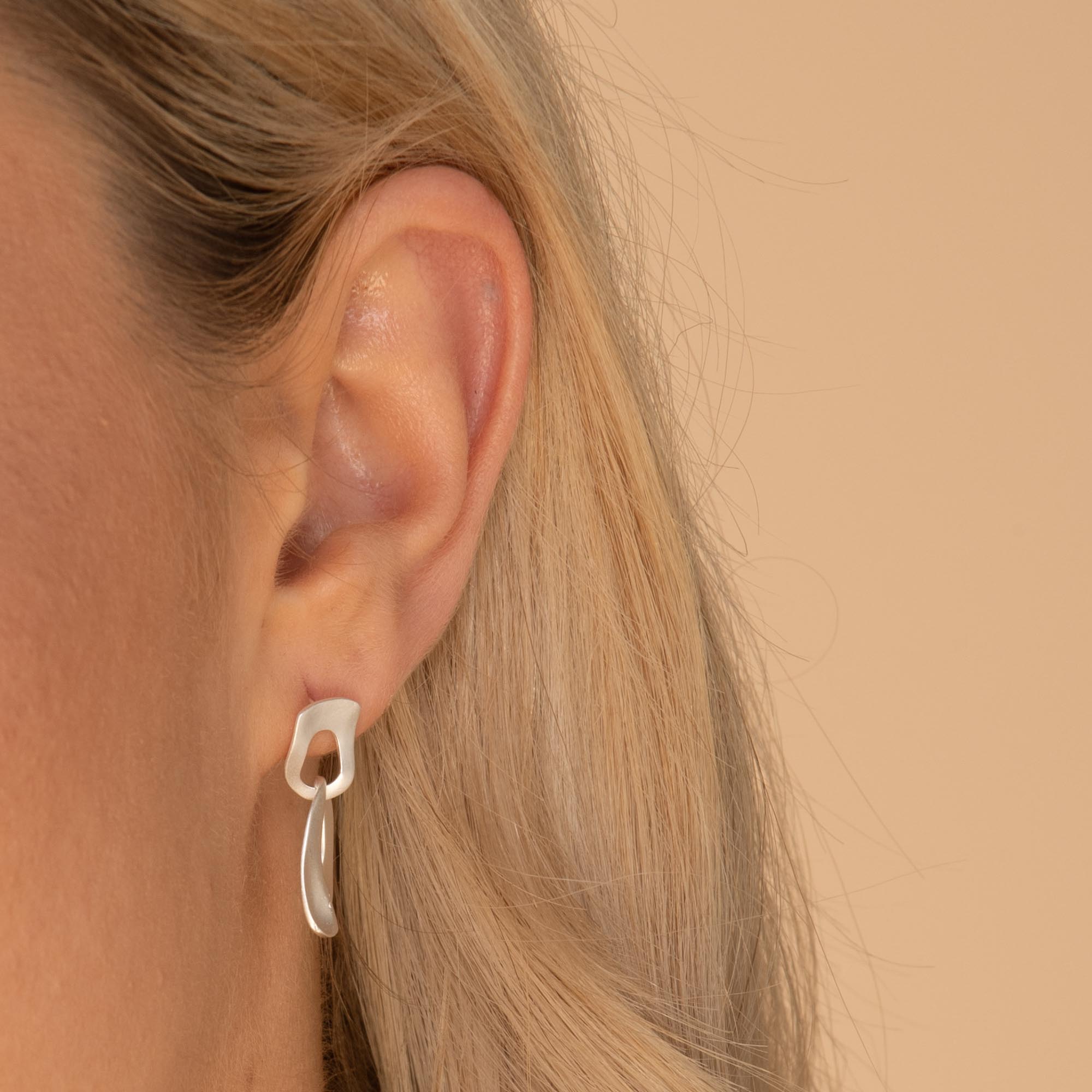 Link Statement Stud Earrings