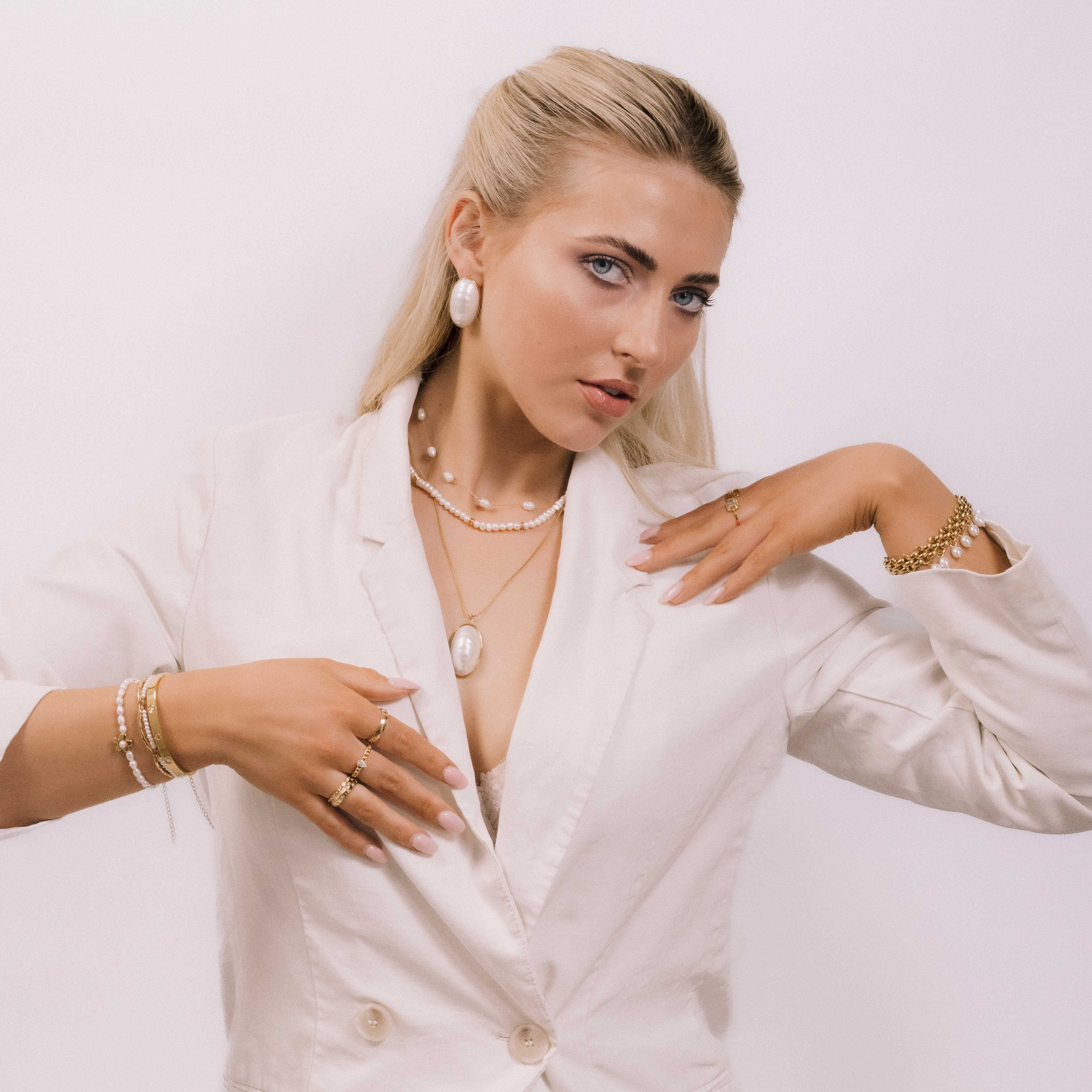 Kendra Freshwater Pearl Necklace