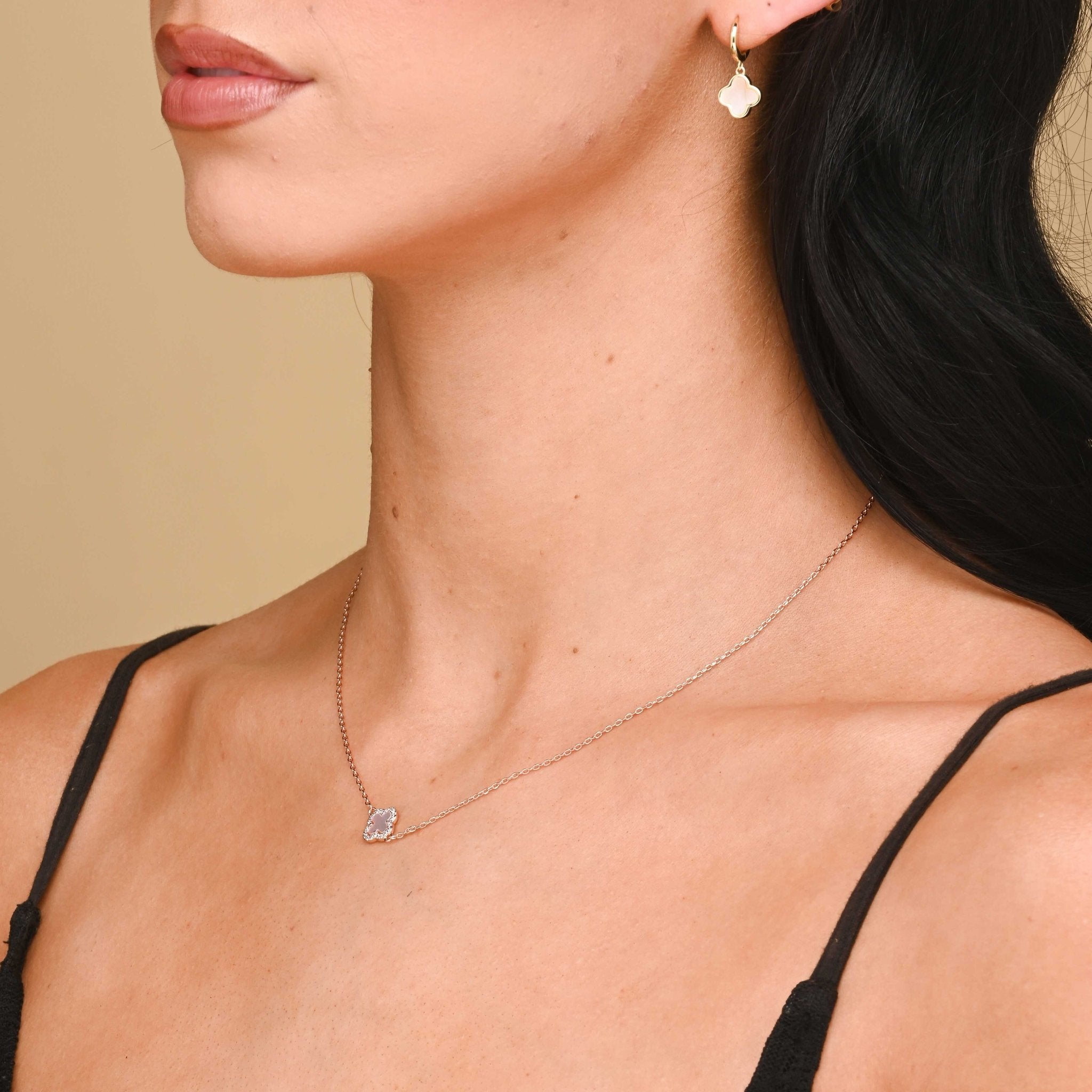 Clover Single MOP Sapphire Necklace - Camile & Stone