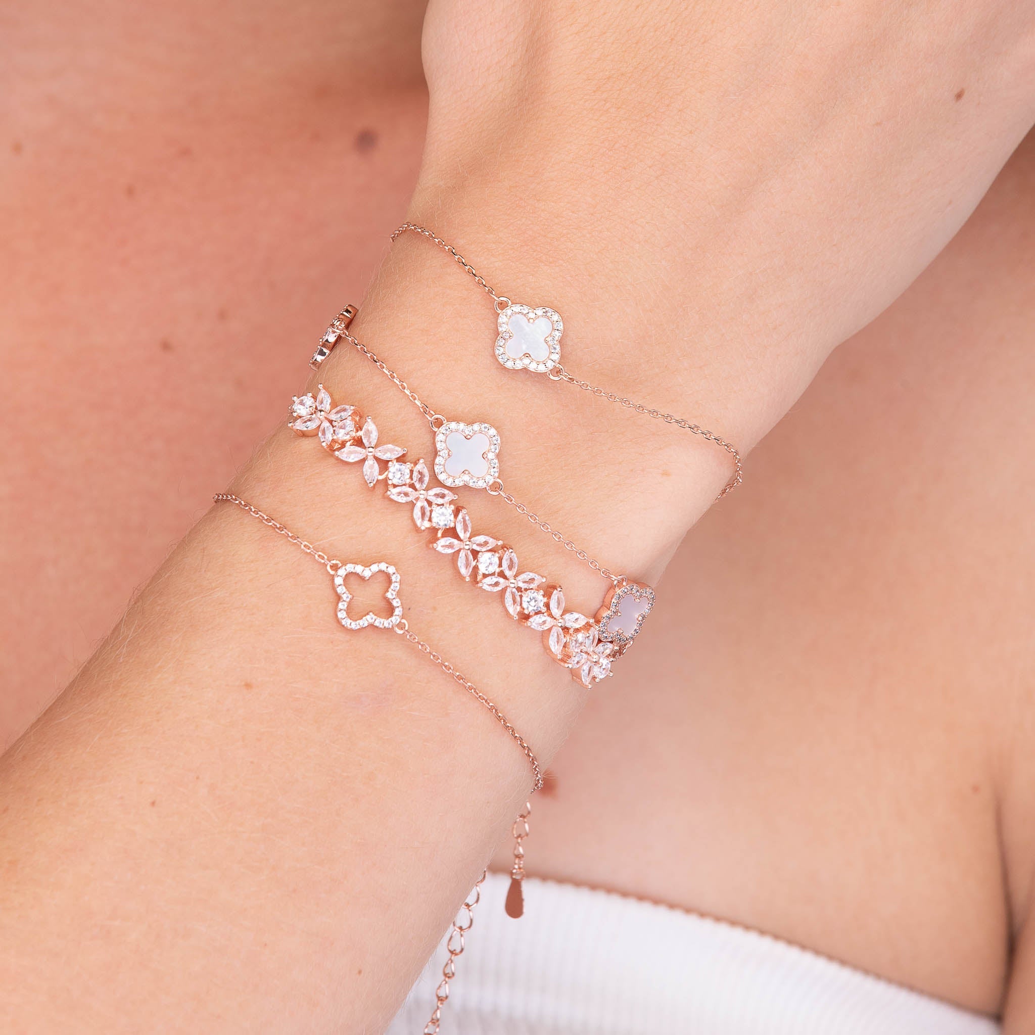 Clover Station Onyx Black Sapphire Bracelet - Camile & Stone
