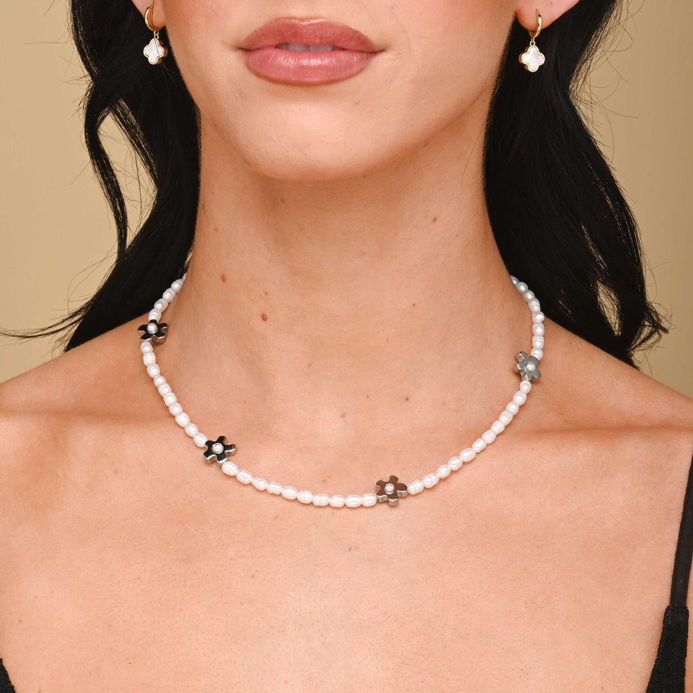 Daisy Freshwater Pearl Necklace