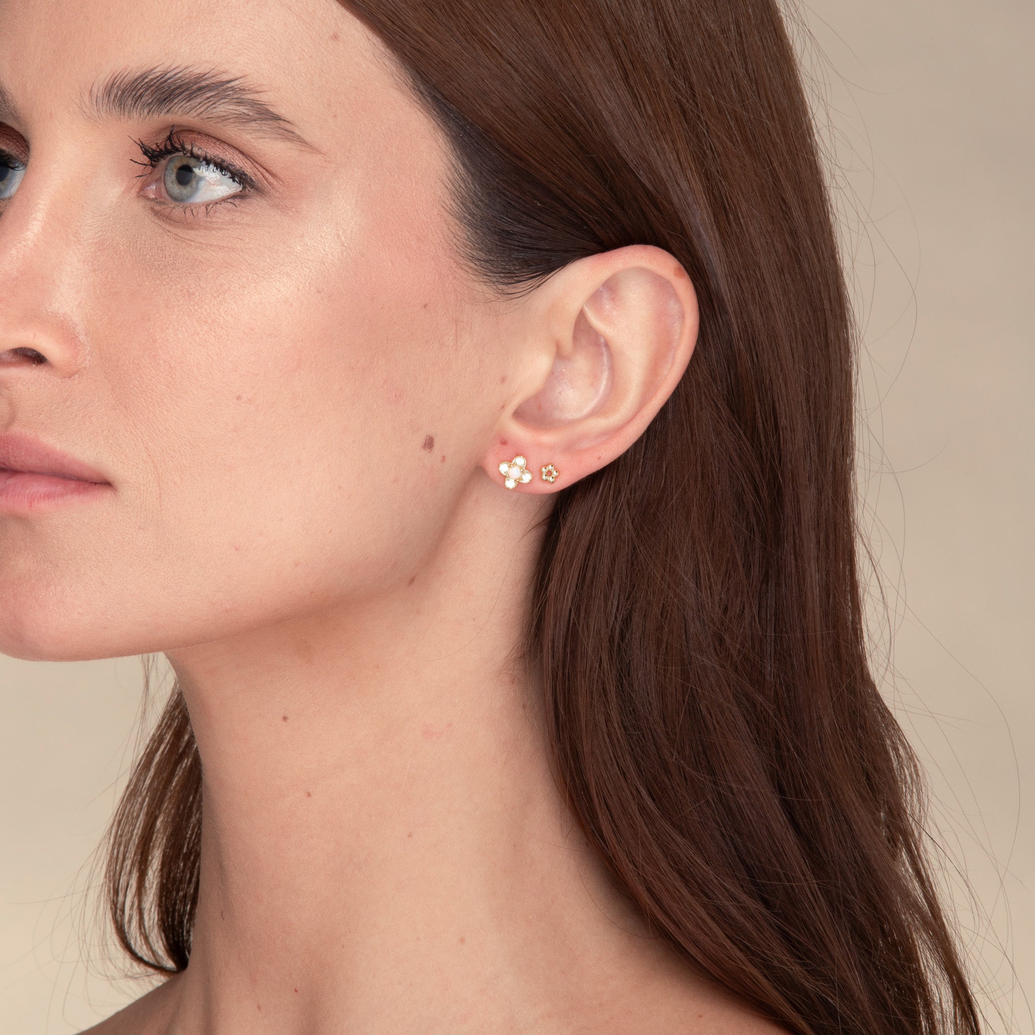Clover Opal Zirconia Stud Earrings