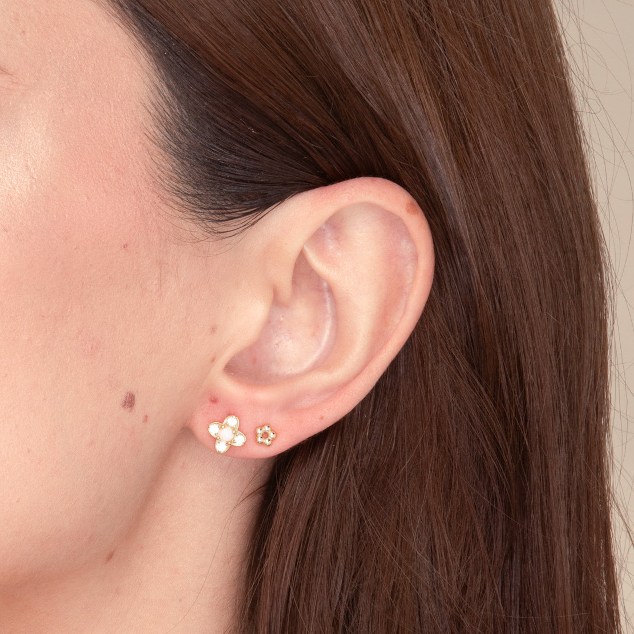 Clover Opal Zirconia Stud Earrings