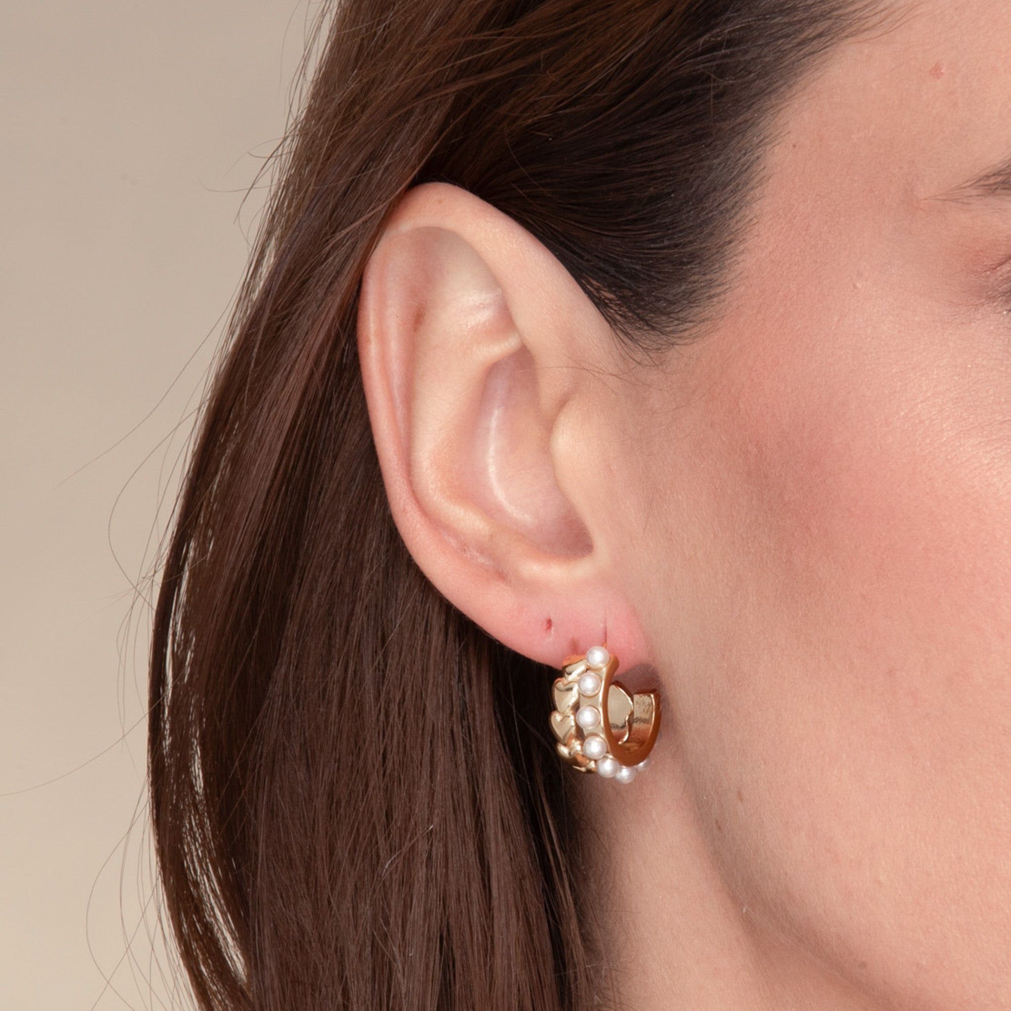 Clara Pearl Heart Earrings