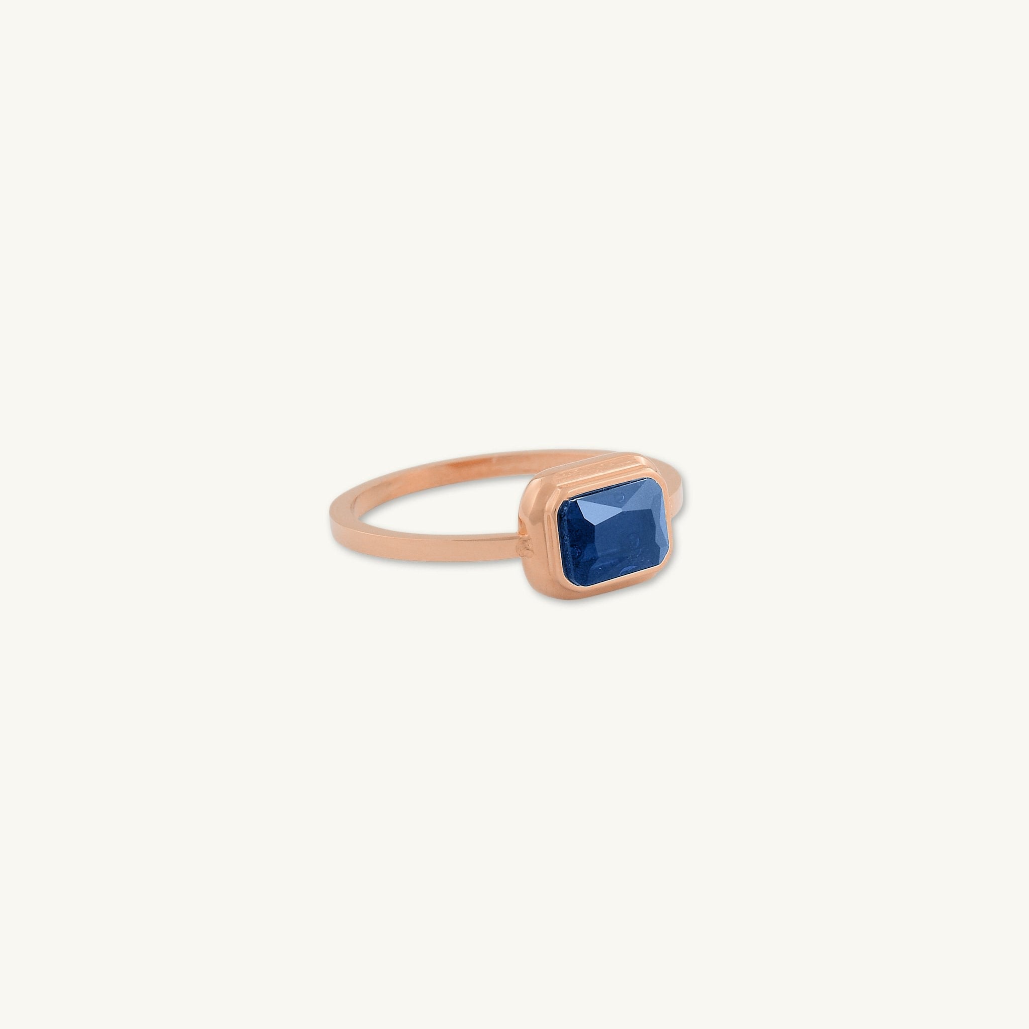 Midnight Noir Baguette Zirconia Ring - Camile & Stone