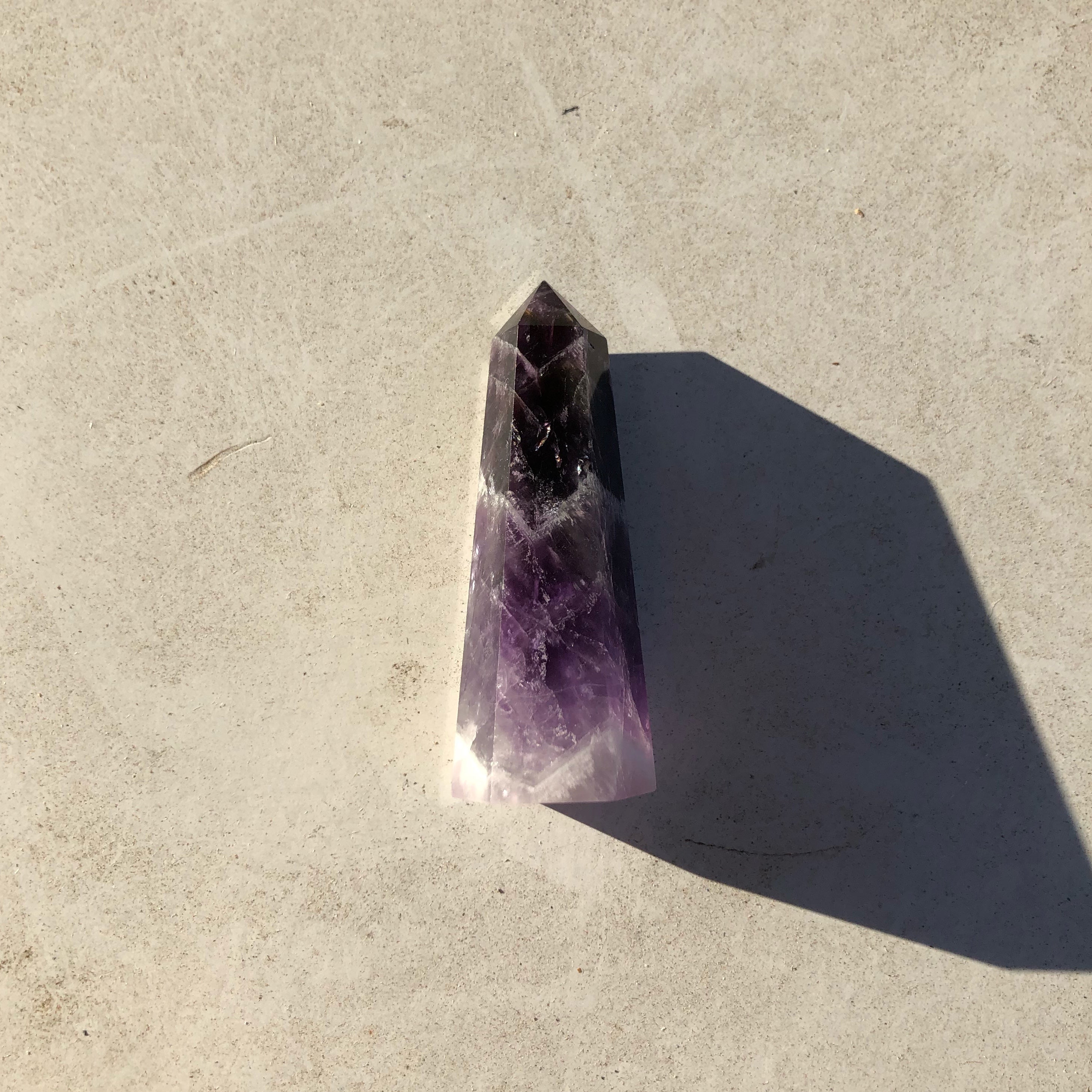 Spiritual Crystal Ring Stand (Amethyst Quartz)