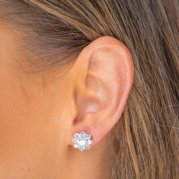 Sunflower Moissanite Stud Earrings 0.5 Carat